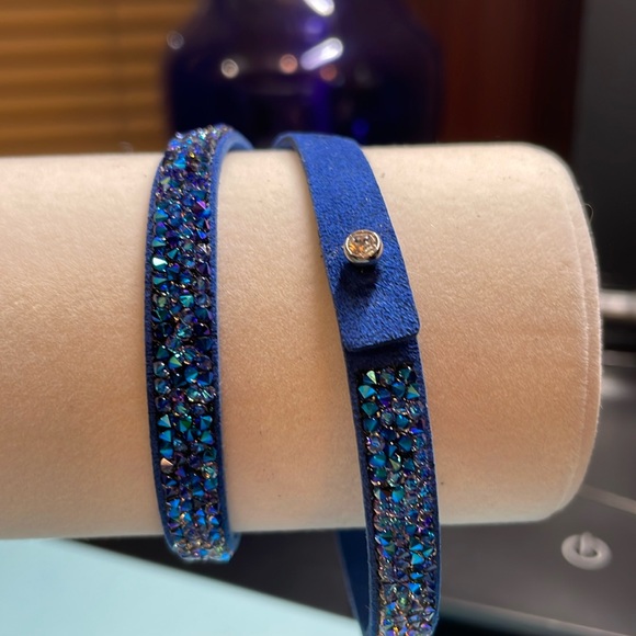 Origami Owl Crystal blue Double wrap bracelet - Picture 2 of 3